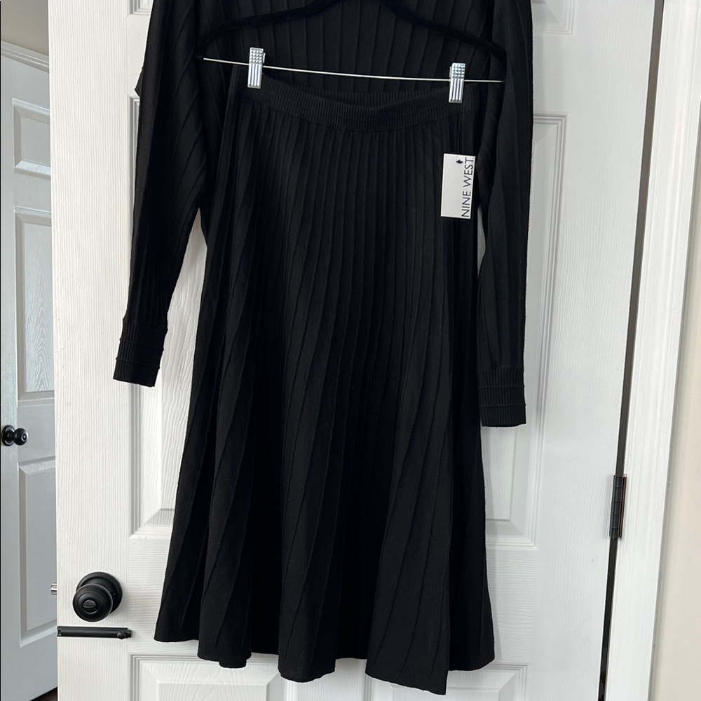Nine West Black Knit Matching Top and Skirt Set NWT - Picture 6 of 10